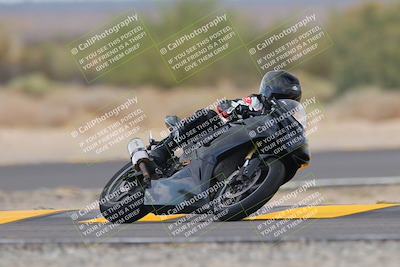 media/Sep-11-2022-SoCal Trackdays (Sun) [[81b7e951af]]/Turn 7 (1145am)/